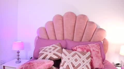 Paula   online show from February 27, 11:47 am