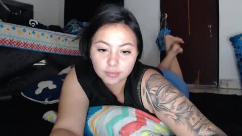 paula_torrez online show from September 18, 3:27 pm