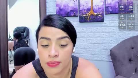 Snapshot of paulafer_ chatting on October 8, 8:48 pm online show from October 8, 8:48 pm