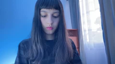   online show from May 10, 9:54 pm
