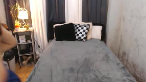 paulalawman online show from October 4, 3:37 am