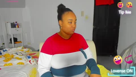 paulastone24 online show from March 25, 11:17 am