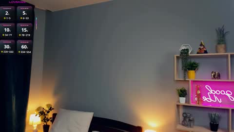 Eva online show from October 13, 8:11 pm