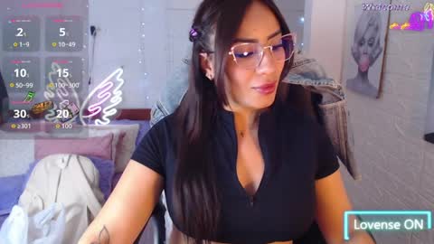 paulina online show from April 10, 5:06 pm