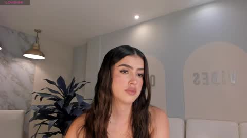 Paulina Santos  online show from April 21, 7:10 pm