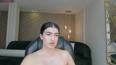 Paulina Santos  online show from July 14, 8:14 pm