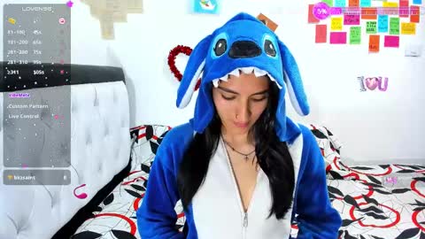 Nicol online show from February 18, 2:16 am