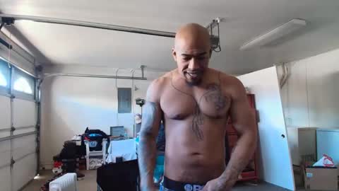 Snapshot of pcuddy3 chatting on February 14, 8:48 pm Phenomenal online show from February 14, 8:48 pm