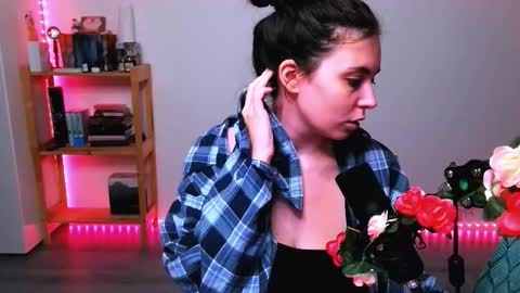 Peachy online show from October 17, 2:54 pm