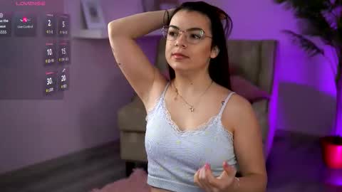 peachyfantasy online show from February 2, 4:31 am