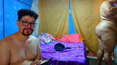 pecadodulce online show from July 22, 11:29 pm