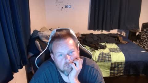 pecker40 online show from December 22, 6:28 am