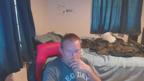 pecker40 online show from October 18, 7:18 pm