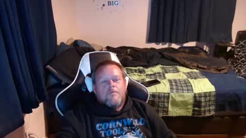 pecker40 online show from December 21, 2:09 am