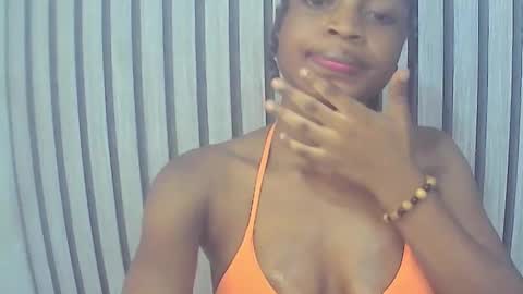 Lizzy online show from November 18, 1:58 pm