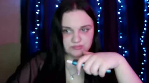 penny_perry online show from May 6, 6:58 pm