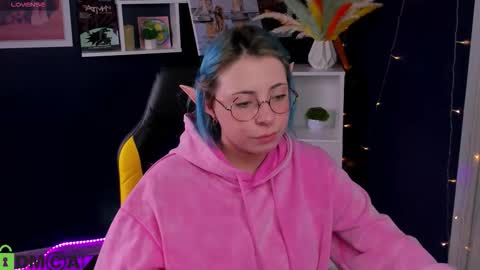 Snapshot of penny_stanley chatting on October 24, 2:34 am penny online show from October 24, 2:34 am