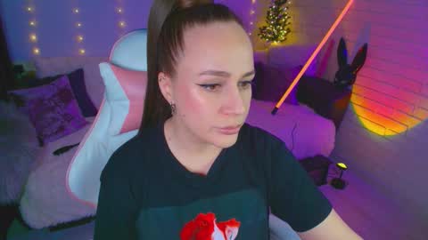 Dia  online show from January 17, 10:29 pm