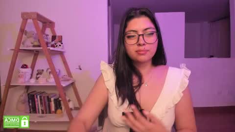 Sarah Ana Banana online show from February 25, 2:58 am