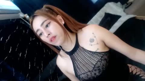 Snapshot of perfect_suckerqueen69 chatting on October 22, 7:11 am Sweet Gwen online show from October 22, 7:11 am