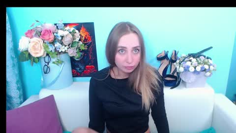 Julia online show from December 10, 11:11 am