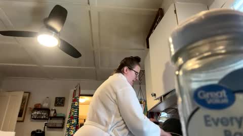 Snapshot of perfectnips742 chatting on January 16, 2:51 pm Nelly online show from January 16, 2:51 pm