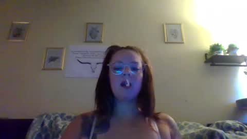 Snapshot of perfectwetfit chatting on September 19, 3:16 pm ThePerfectFit online show from September 19, 3:16 pm