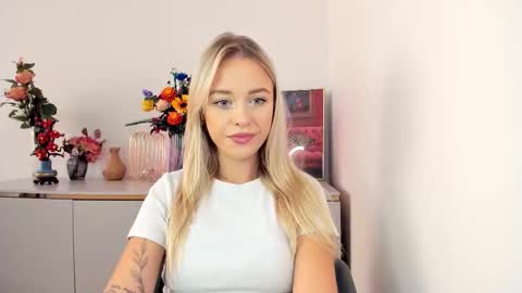 Cindy online show from September 12, 5:42 am