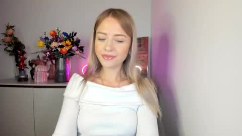 Cindy online show from October 8, 5:46 am