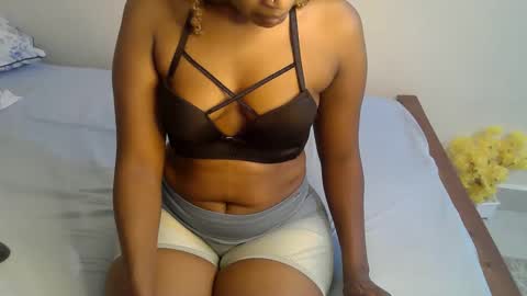 peru_queen online show from March 16, 1:26 pm