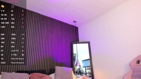 Lizza online show from November 19, 11:42 am