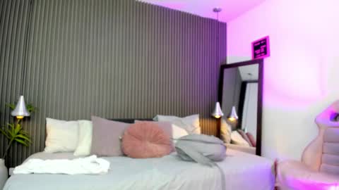 Lizza online show from February 20, 11:34 am