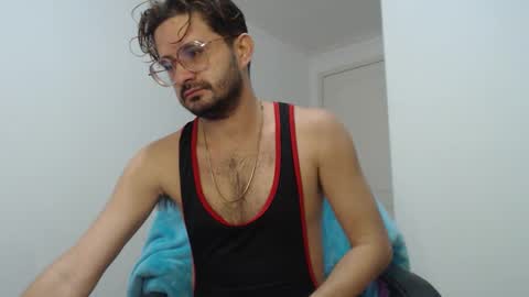 Snapshot of peter_x_annaud chatting on September 20, 11:46 am FELIPE online show from September 20, 11:46 am