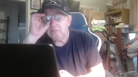 peterinohio57 online show from December 29, 7:22 pm