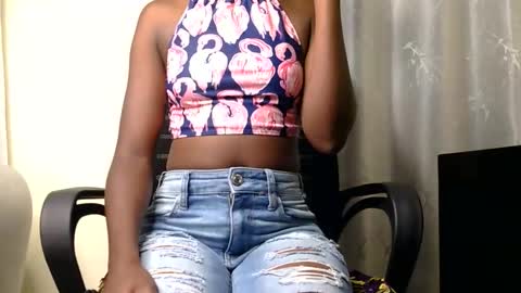 Moon online show from April 16, 9:39 pm