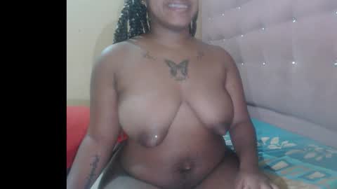 petitechocolatemommy online show from January 5, 6:55 pm