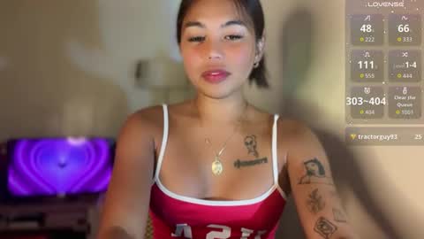 Snapshot of petitegirlx69 chatting on September 15, 6:09 pm miss lisa online show from September 15, 6:09 pm