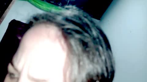 danna online show from October 8, 8:42 am