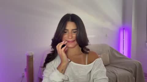 Nicolee online show from July 22, 2:08 pm