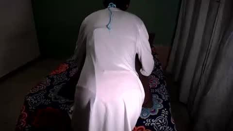 petitesammy online show from March 15, 10:46 pm