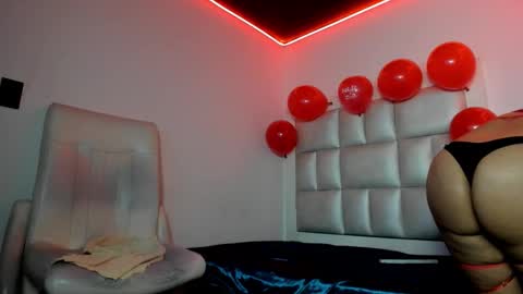 peyton_wat online show from February 15, 4:37 am