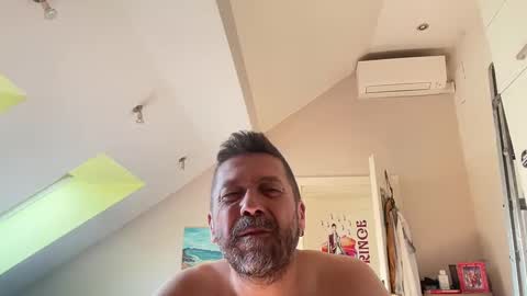 pheromone45 online show from March 5, 12:00 pm