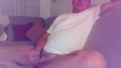 Snapshot of phil279 chatting on January 24, 1:03 am Phil online show from January 24, 1:03 am
