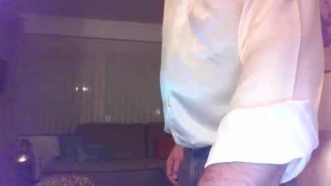 Phil online show from November 1, 4:39 pm