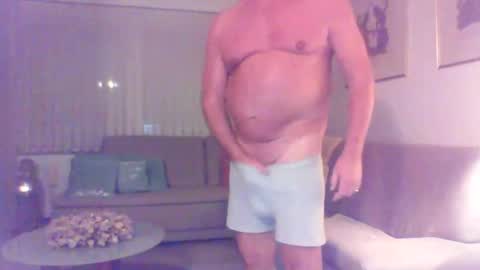 Phil online show from November 22, 7:34 pm