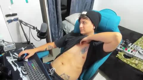 philip_dj online show from February 11, 2:48 am