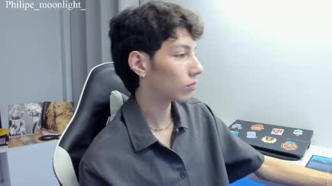 Phil.   INDEPENDENT MODEL online show from March 10, 1:12 am