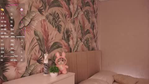 Bella online show from September 14, 5:36 pm