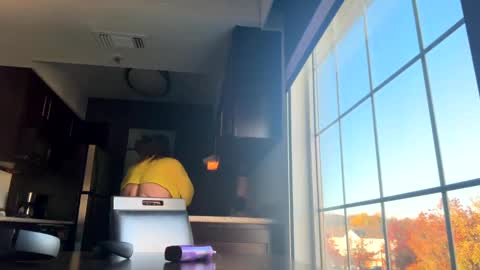 Snapshot of phillysweetheart chatting on November 2, 12:16 pm Philly Sweetheart online show from November 2, 12:16 pm