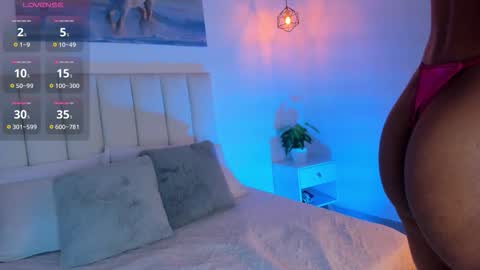 phoenix_lane online show from October 10, 12:00 pm